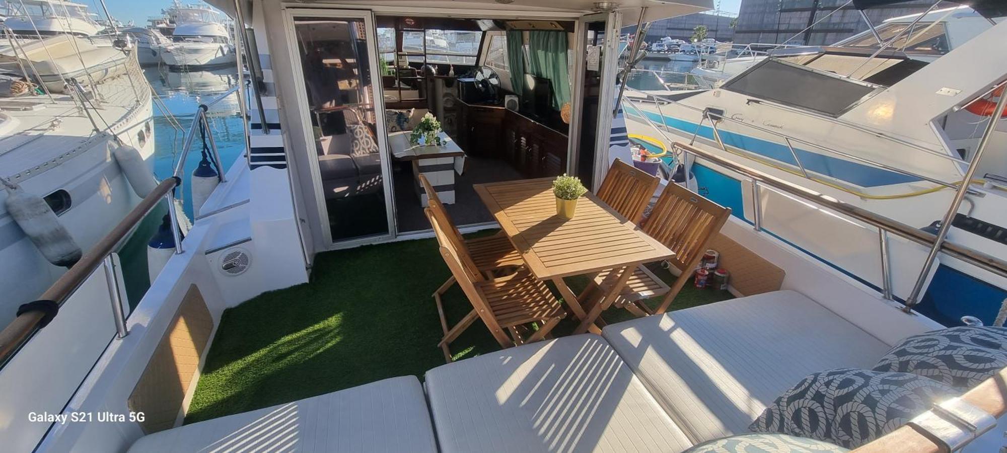 Beautiful And Comfy Boat In Barcelona With Boat Tour Option Hotel ภายนอก รูปภาพ
