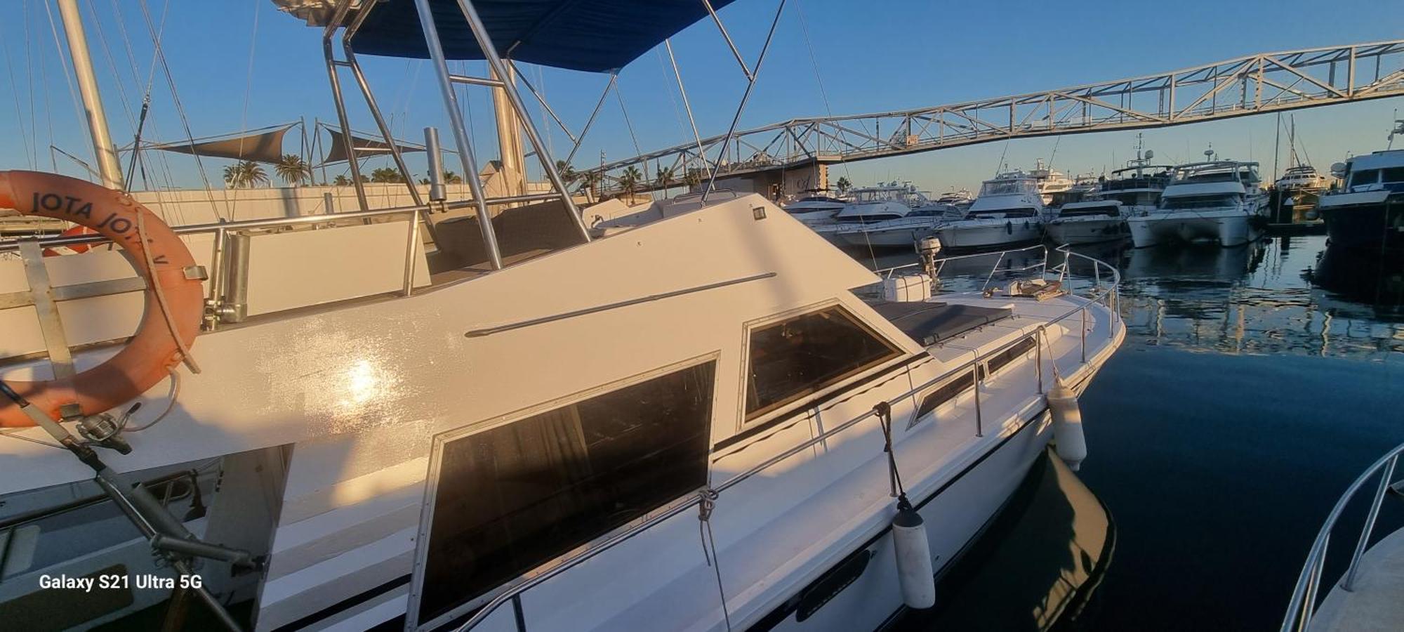 Beautiful And Comfy Boat In Barcelona With Boat Tour Option Hotel ภายนอก รูปภาพ