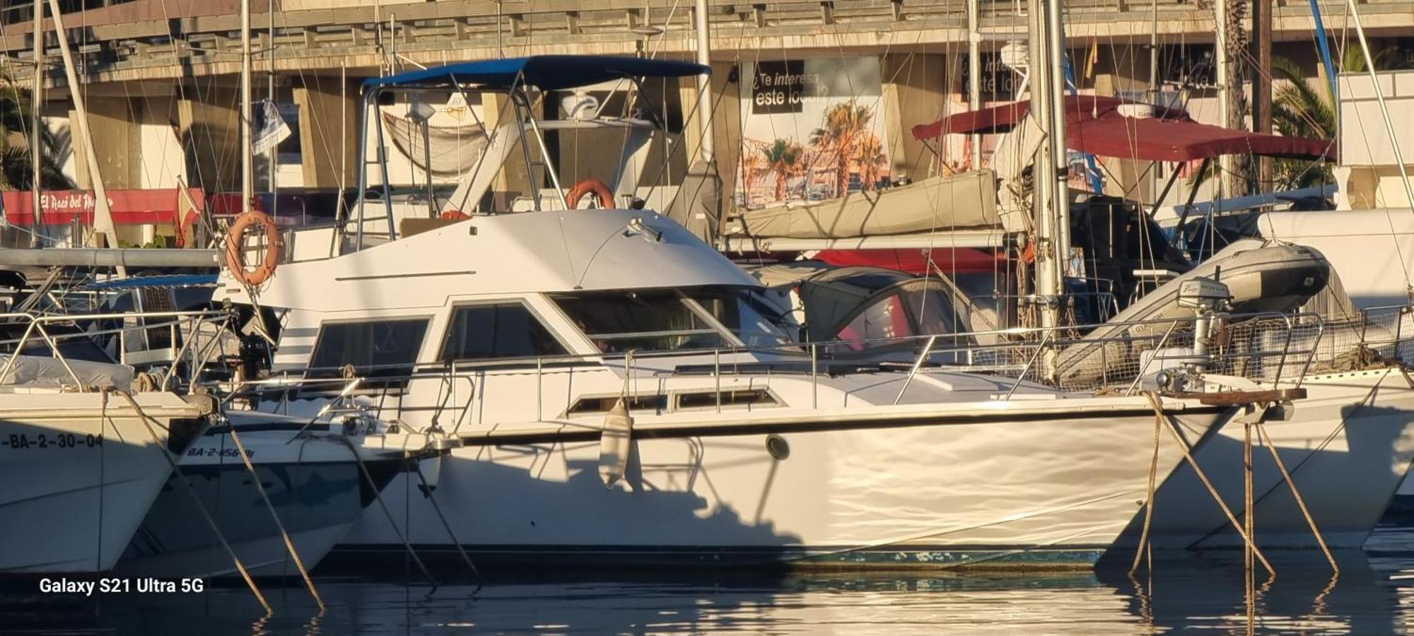 Beautiful And Comfy Boat In Barcelona With Boat Tour Option Hotel ภายนอก รูปภาพ